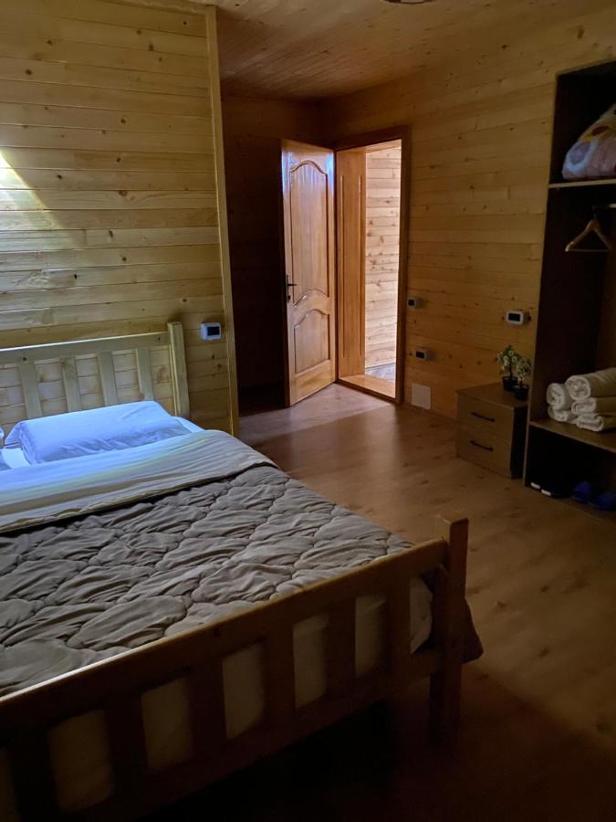 Guesthouse Demushi Valbona Exteriör bild